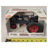 1/16 Farmall F20 Tractor