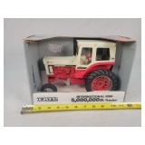 1/16 IH 1066 - 5 Millionth Tractor