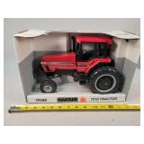 1/16 Case IH 7210 Tractor