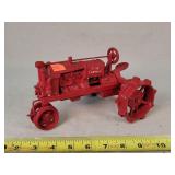 1/16 Farmall F30 Cast Iron Tractor