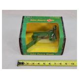 1/16 John Deere Blade