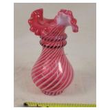 Fenton cranberry / white swirl Ruffle Vase 6' t