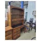 Nice Desk w/ Hutch Top,  47'W x 78'H x 18'D