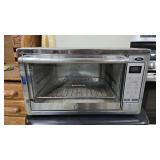 Oster Toaster Oven  - Works - 14' x 22' x 13'