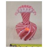 Fenton cranberry / white swirl Vase 6.5't