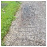 Mix Length And Size Of Livestock Panels