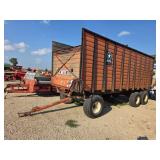 Meyer 4120 Rear-Unload Forage Wagon
