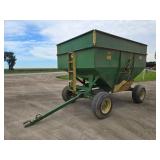 J&M Gravity Wagon On John Deere 1065 Gear