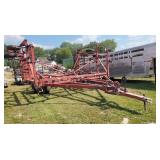 Case IH 4900 Vibratiller 30ft. Field Cultivator