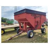 Demco 275 Gravity Wagon On Solid Gear