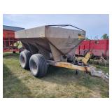 Tyler Moonwalk Dry Fertilizer Spreader