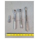 2 - 1/2" Ratchets/breaker Bar & Socket Extension
