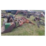 Paulson Hydraulic Loader Off Of 770 Oliver