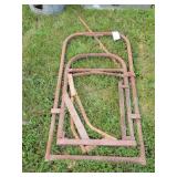 Small Livestock Head Gate - 26x50