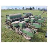 John Deere 495A Antique Planter 40in Rows