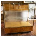 Lighted Parker Display Case