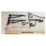 6 Metal Hooks