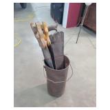 Vintage Shotgun Can With Four Hand Sauce