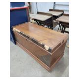 Virginia Maid Cedar Chest, 42' Wide