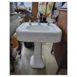 Vintage Cast Iron Enamel Sink 20x23x30't