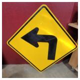 Yellow 30' Right Turn Traffic Sign
