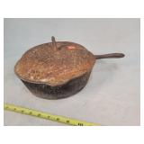 10.5' Cast Iron Deep Skillet W/ Lid , Rusty