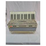 Vintage Hohner Accordion 20'w Germany