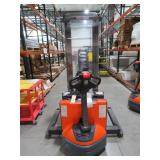 Toyota Mdl. 8BWS13 Electic Forklift Stacker
