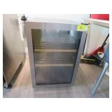 Insignia Mdl. NS-BC130GP1 Beverage Cooler