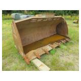Esco Bucket w/ Volvo Coupling Blocks
