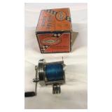 SHAKESPHERE FAVORITE 1732 LEVEL WIND REEL W/