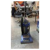 HOOVER UPRIGHT VACUUM