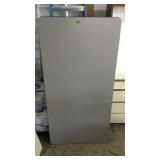 GRAY 5FT FOLDING TABLE