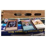 GROUP OF SPORTS TRADING CARDS