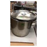 STAINLESS STEEL STOCK POT