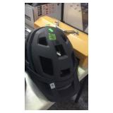 SMITH BICYCLE HELMET SIZE MED
