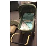 ANTIQUE BABY CARRIAGE