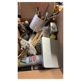 BX OF ARTIST SUPPLIES, PAINT BRUSHES, PENCILS &