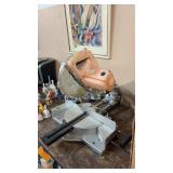 COMPOUND MITER SAW