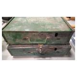 2 COLEMAN 425 CAMP STOVES