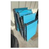 3 FOLDING LOUNGE CHAIRS