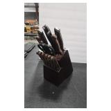 KNIFE SET IN BLOCK
