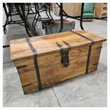 BLANKET BOX  W/ METAR ACCENT HINGES