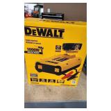 DEWALT 1000W POWER INVERTER