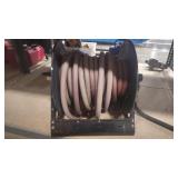 HOSE WITH REEL