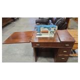 WHITE MO. 499 VINTAGE SEWING MACHINE & CABINET