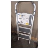 GORILLA 3 STEP LADDER