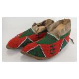 PLAINS NATIVE AMERICAN BEADED MOCCASINS