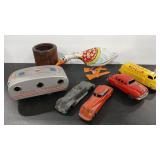VINTAGE TIN TOYS AND DICE SHAKER ASSORTMENT