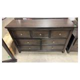 7 DRAWER DRESSER W/ MIRROR
